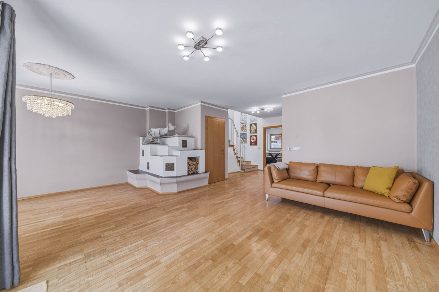 Wohnzimmer / EG