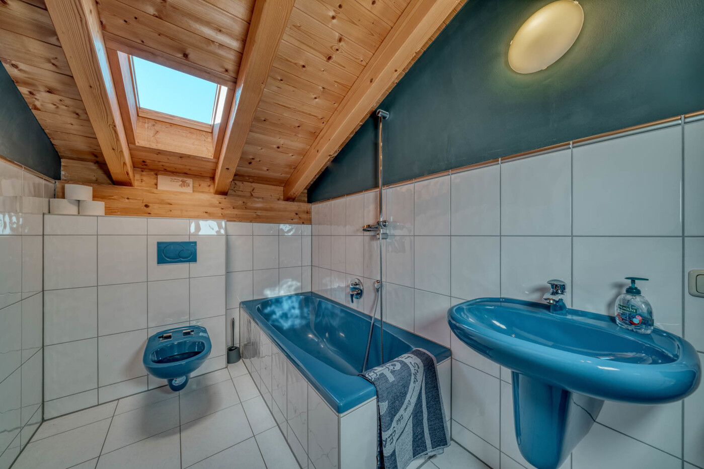 Doppelhaus 1 - Bad 2. OG