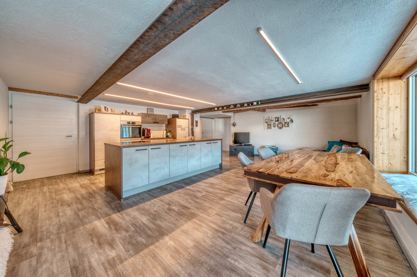 Wohnung 1 - Wohnen/Essen/Kochen