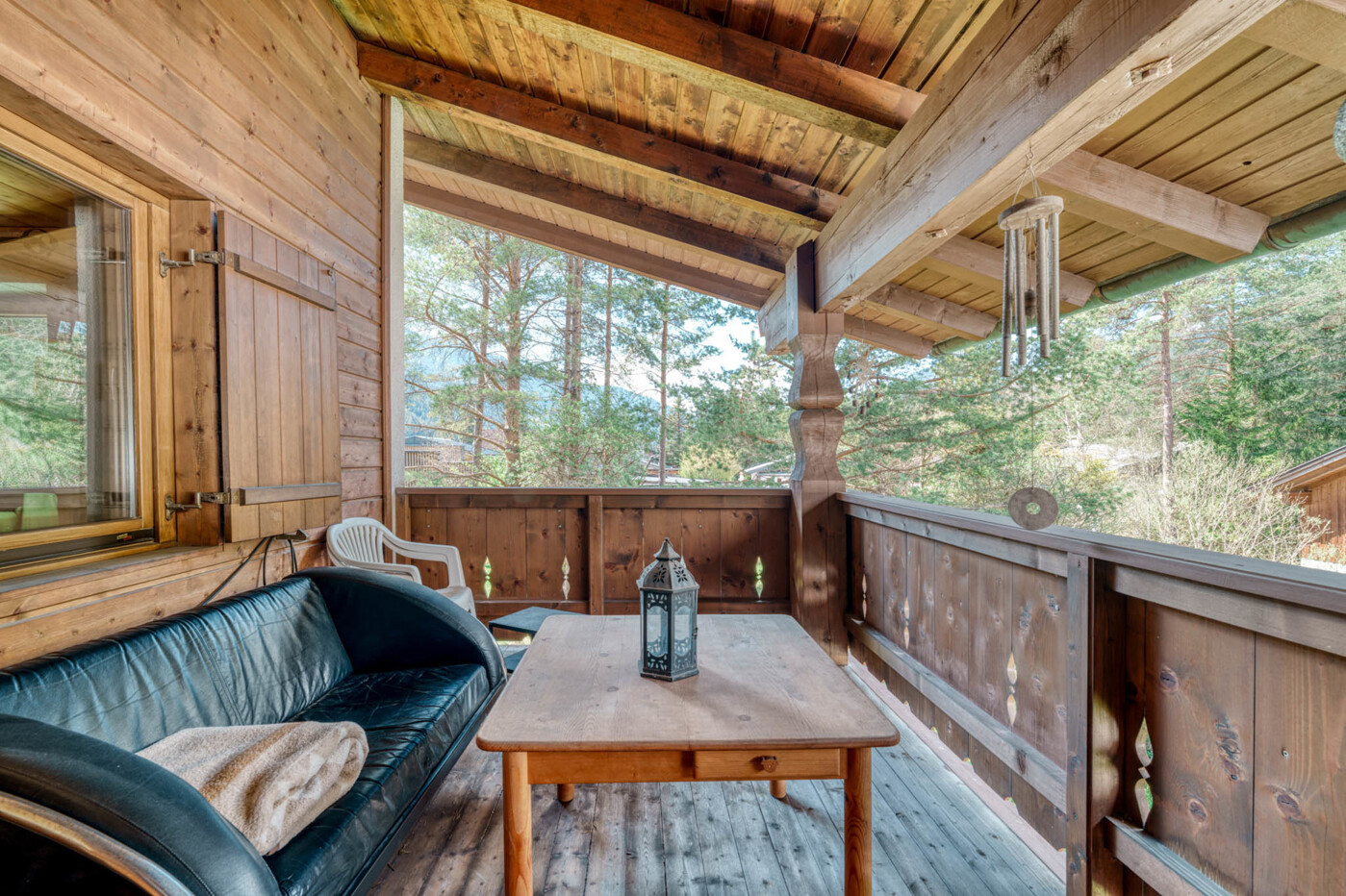 Balkon | Erster Stock