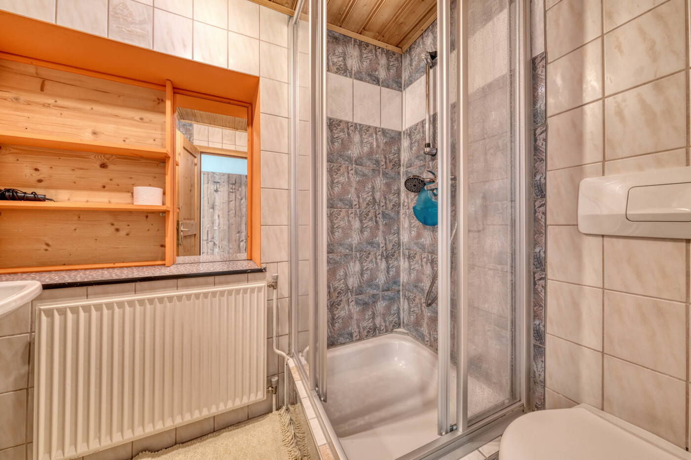 Apartment 1 -Bad Schlafzimmer 1