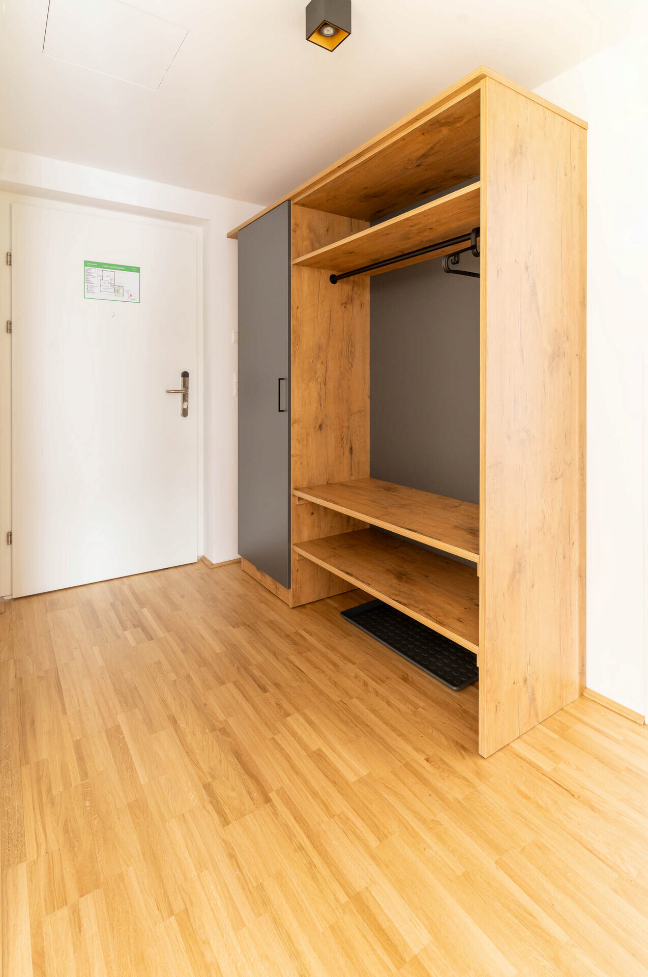 Apartment 6