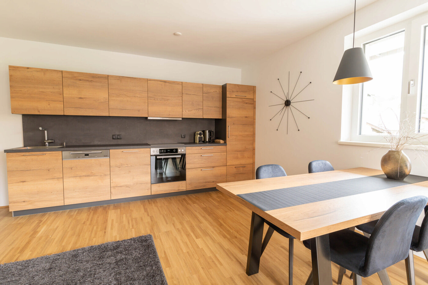 Apartment 7