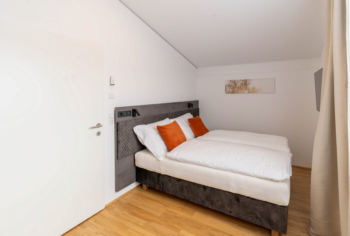 Apartment 9