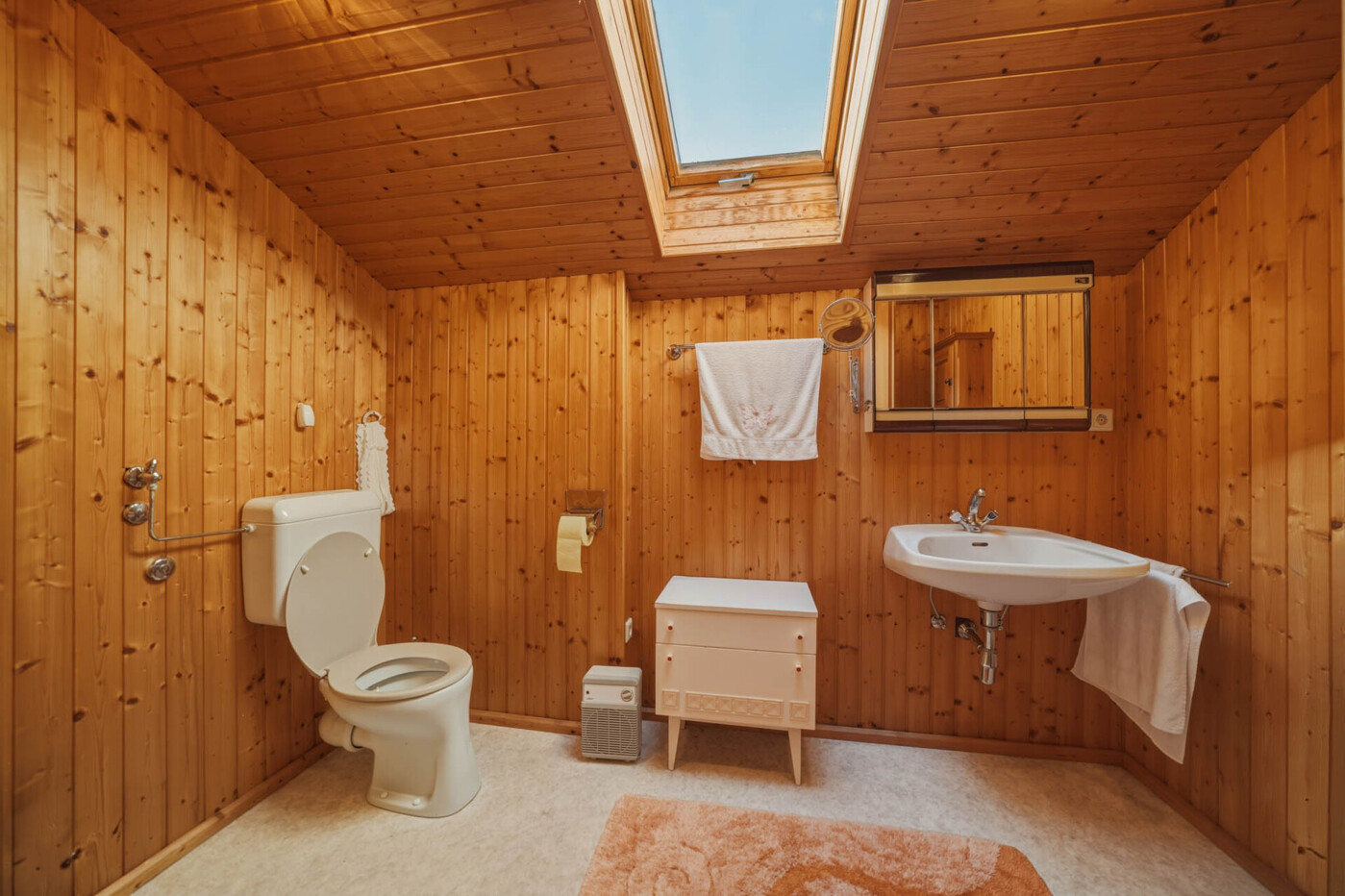 Badezimmer / Erster Stock