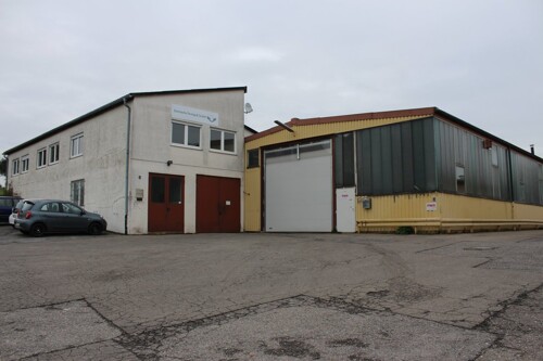 Büro und Produktionshalle