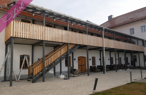 Außenansicht Zugang