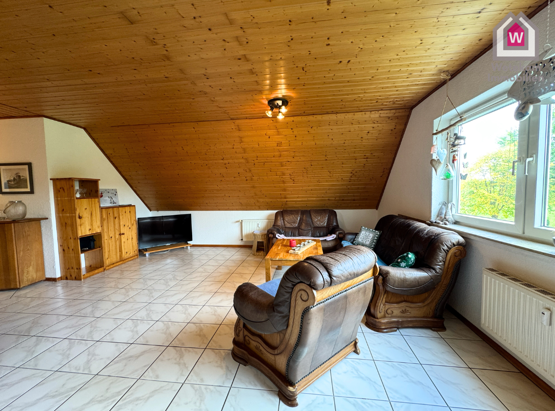 Wohnzimmer_DG_ETW_Silschede_Wetekam_Immobilien_GmbH