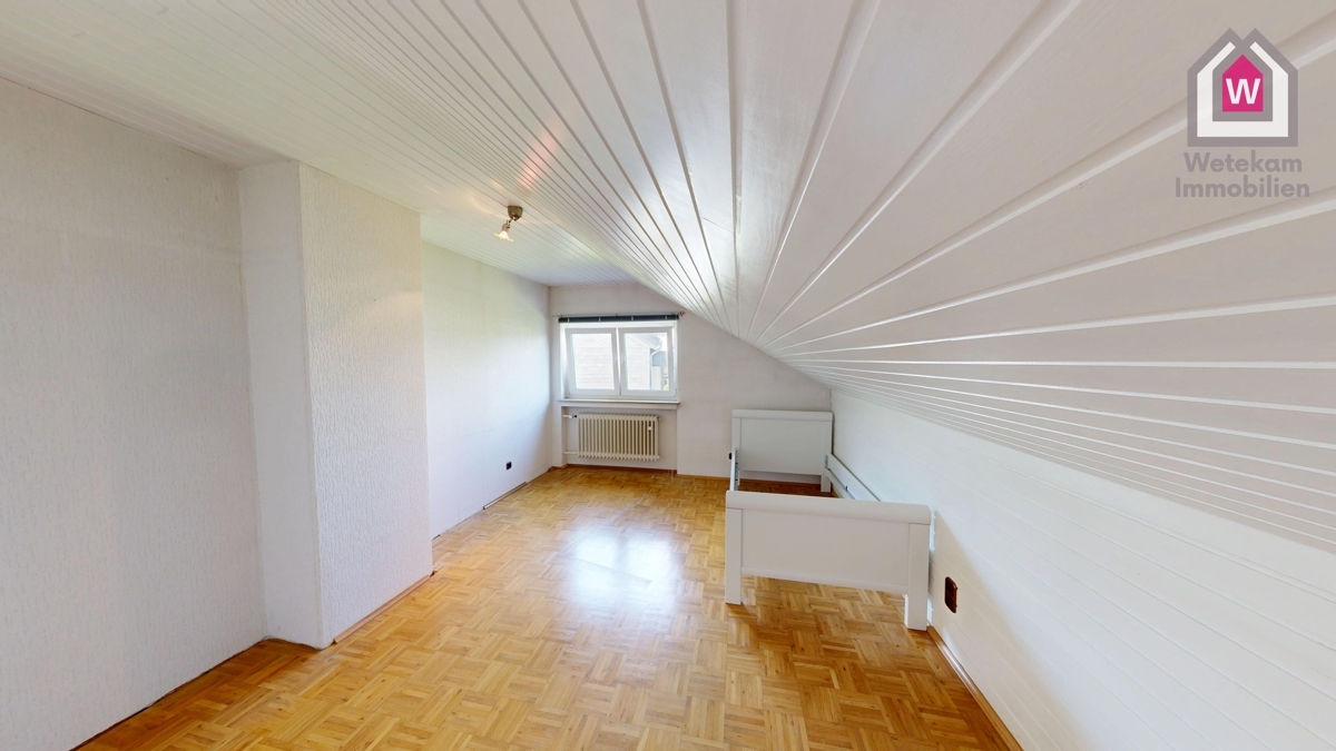 Schlafzimmer 2 oben _EFH_Ennepetal_Wetekam_Immobilien_GmbH