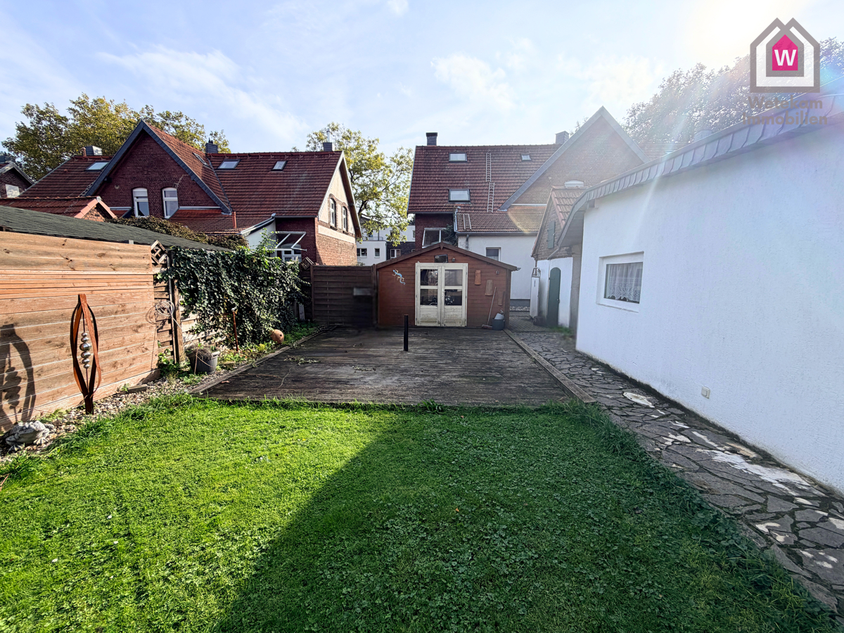 Terrasse mit Garten