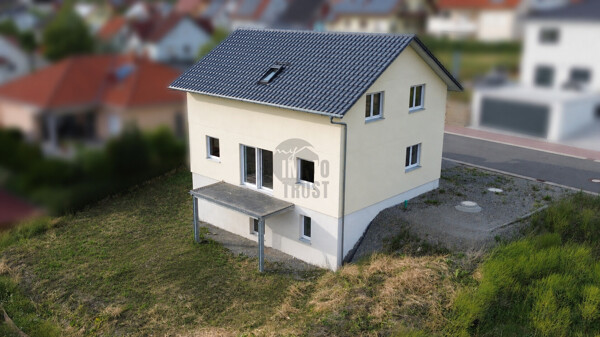 Haus von hinten