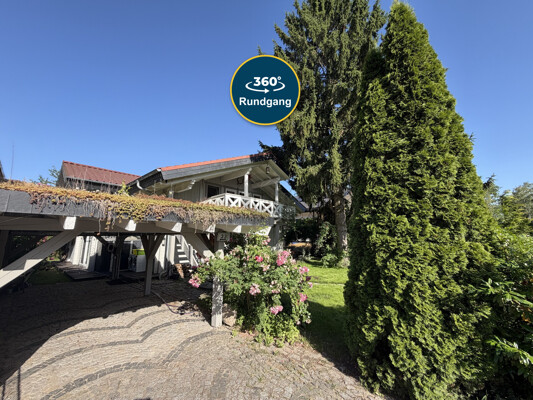 Haus mit Carport