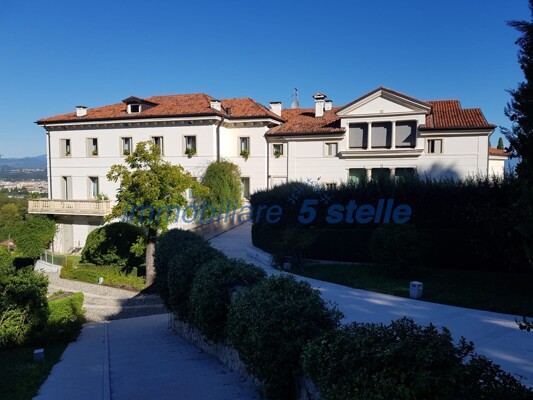 PHOTO-2025-11-04-17-53-47