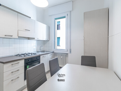 _APPARTAMENTO AFFITTO 2 CAMERE CUCINA BALCONE POSTO AUTO ZONA MUSICISTI MODENA_6