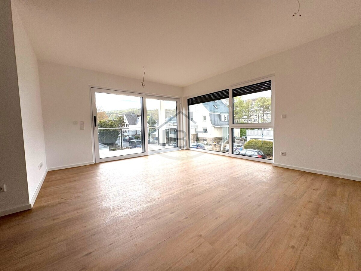 Erstbezug – moderne Wohnung mit Balkon und Aufzug in Neunkirchen - Foto 2