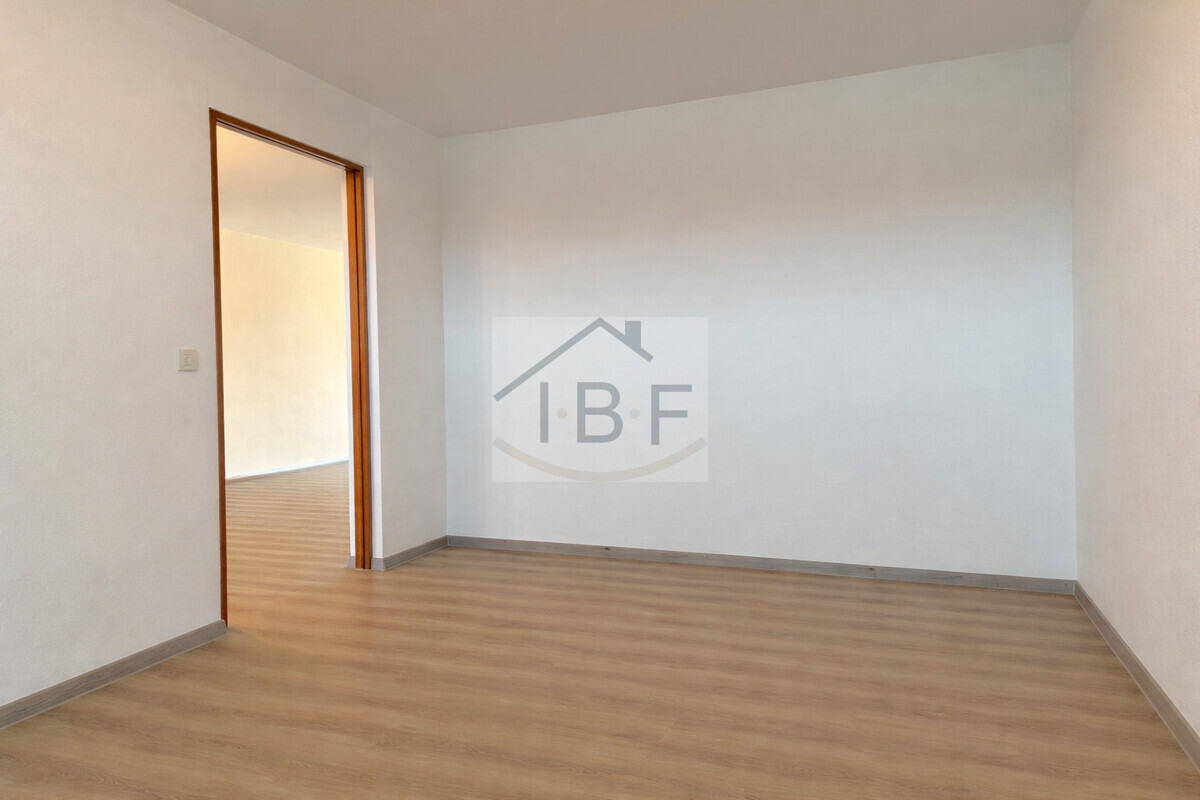 Attraktive 2-Zimmer-Wohnung mit Balkon, Aufzug und Stellplatz in Neunkirchen - Photo 5