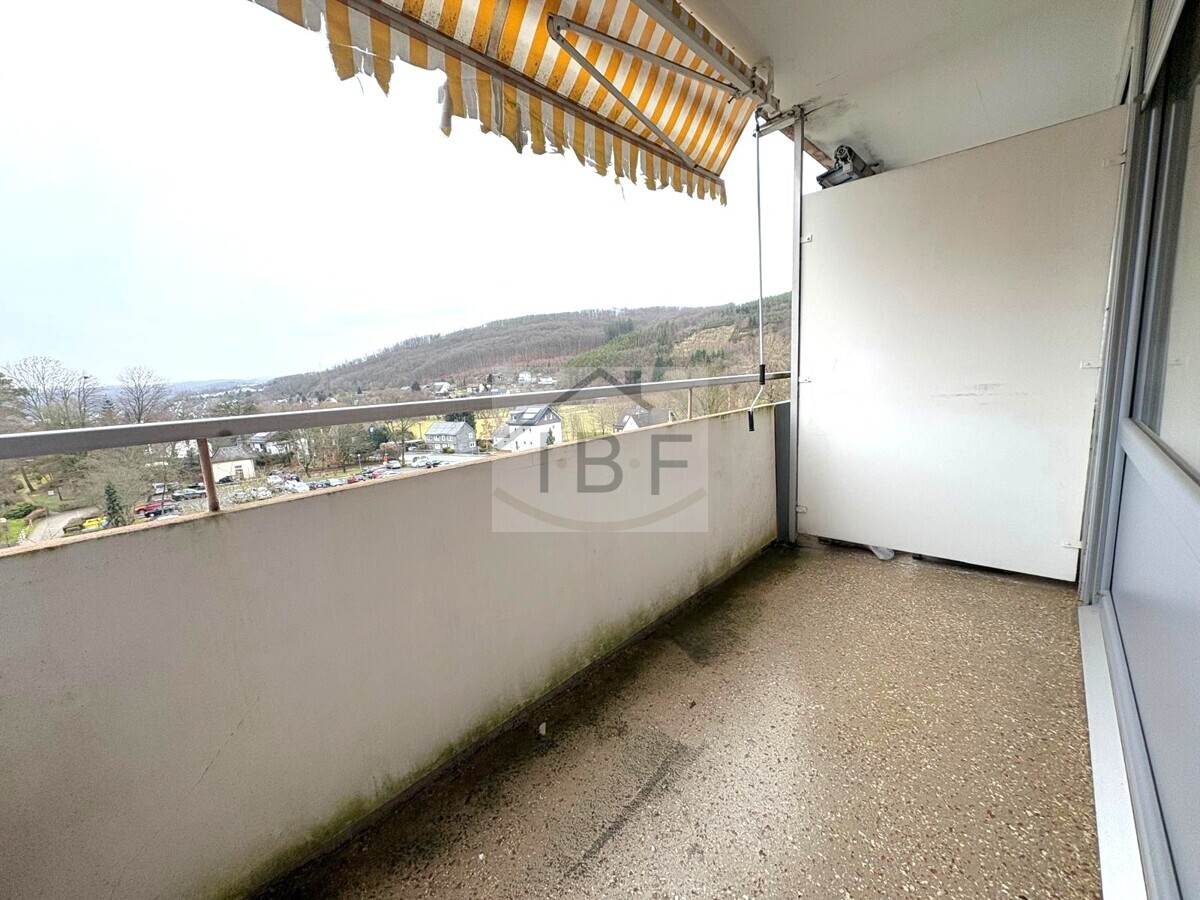 Attraktive 2-Zimmer-Wohnung mit Balkon, Aufzug und Stellplatz in Neunkirchen - Photo 4