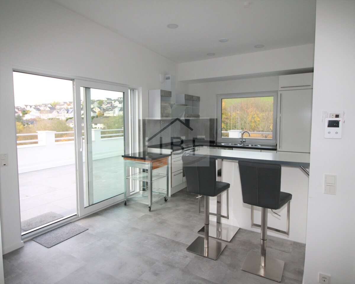 Luxuriöse Penthouse Wohnung mit großer Dachterrasse und Aufzug in Kaan Marienborn - Photo 5