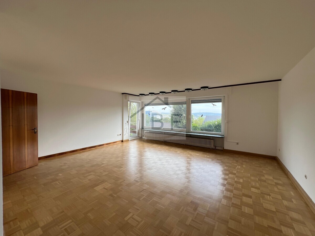 Helle, großzügige Erdgeschosswohnung am Haardter Berg mit Loggia - Photo 3