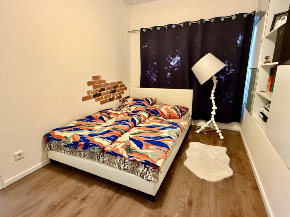 Schlafzimmer II