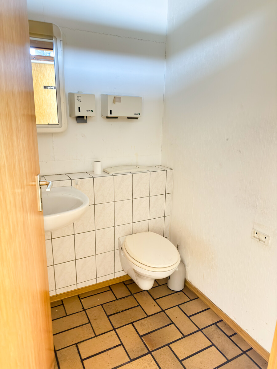 WC