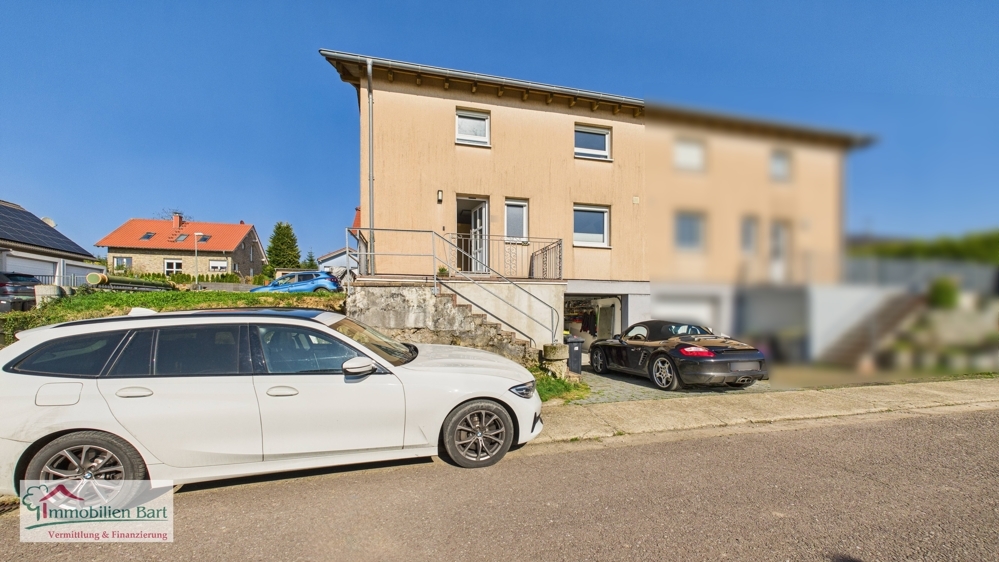 Straßenansicht
