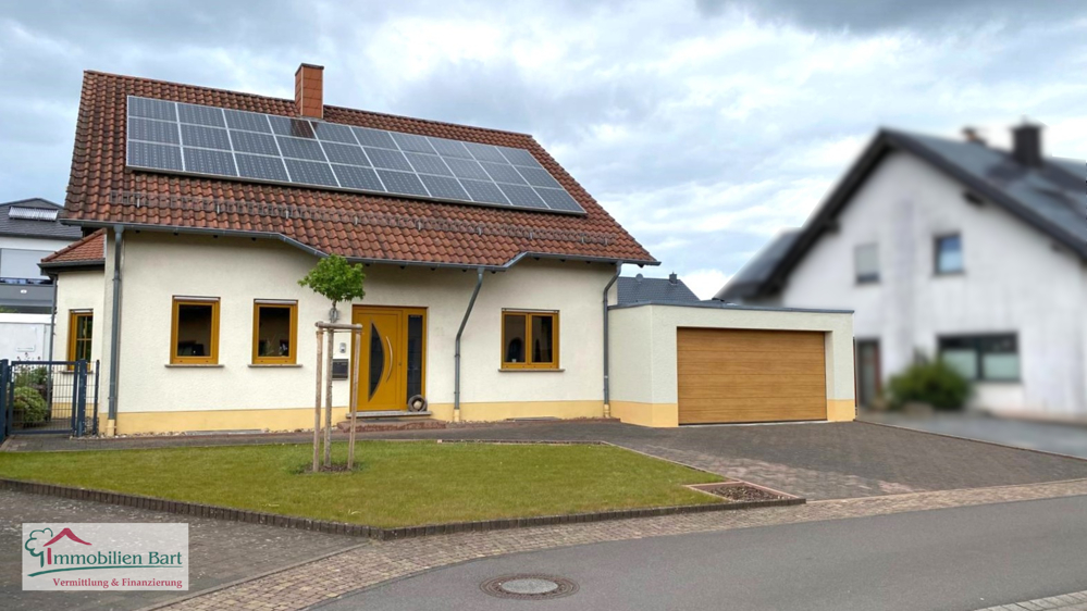 Straßenansicht 