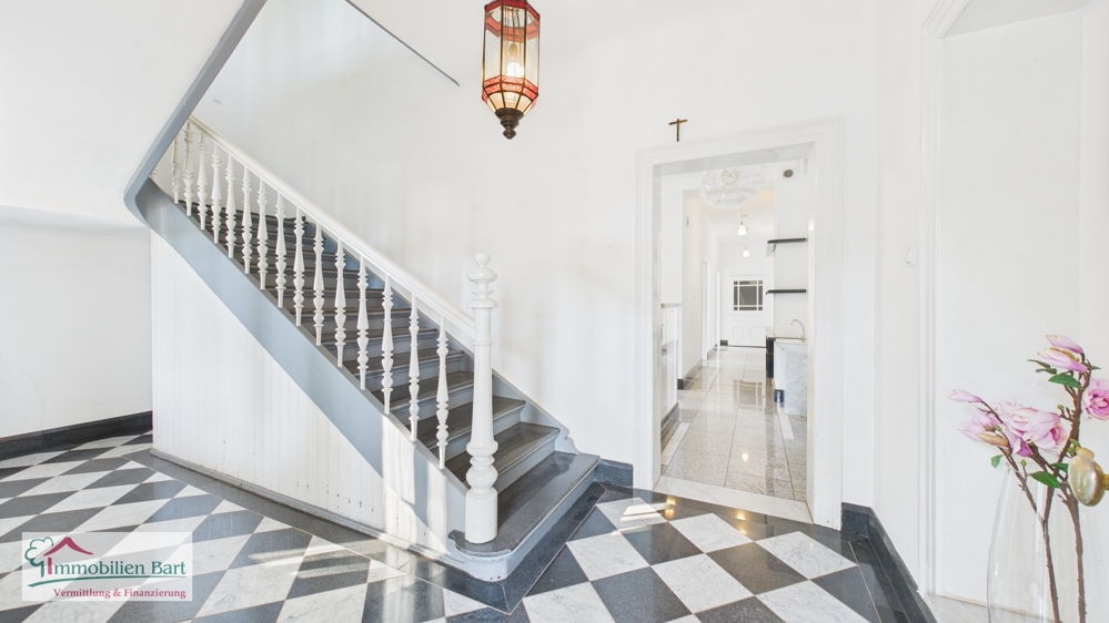 Diele Wohnhaus / Büro