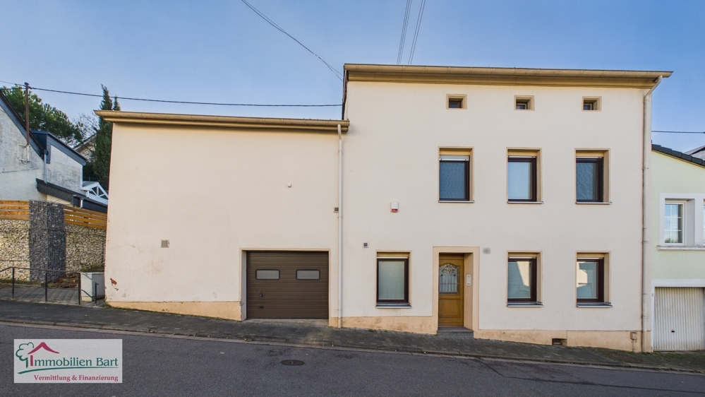 Real Estate Title Image Background