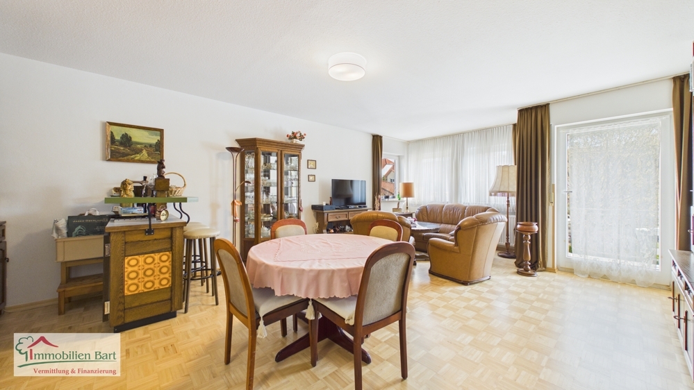 Wohn-/Esszimmer