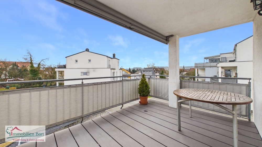 Großer Balkon