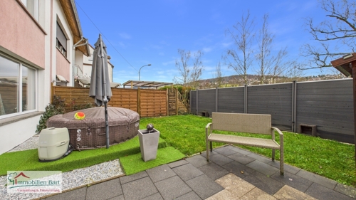 Terrasse und Garten