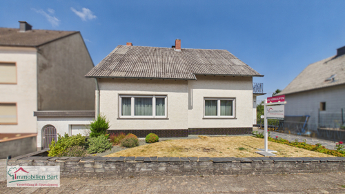 Straßenansicht 