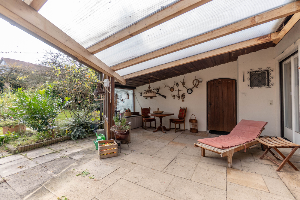 überdachte Terrasse