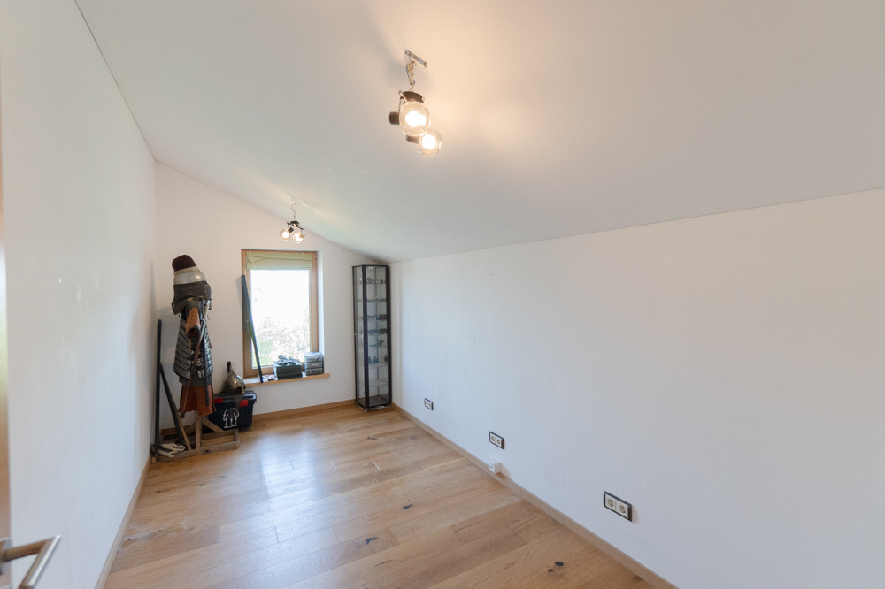 weiters Schlafzimmer
