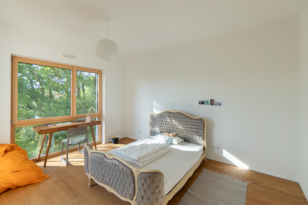 Kinderzimmer/Büro2
