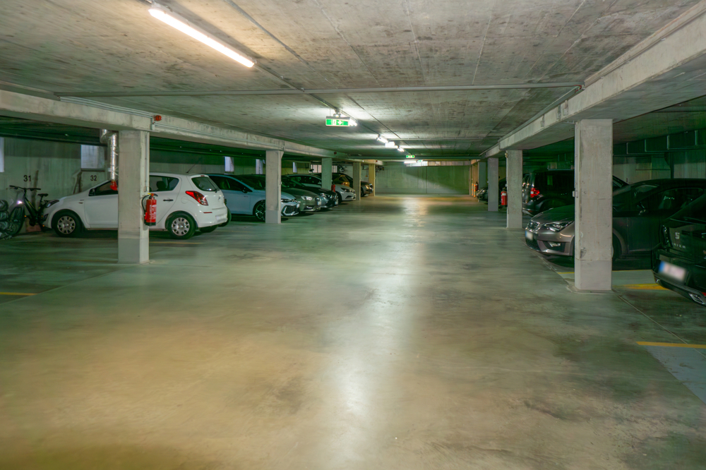 Tiefgaragenstellplatz 