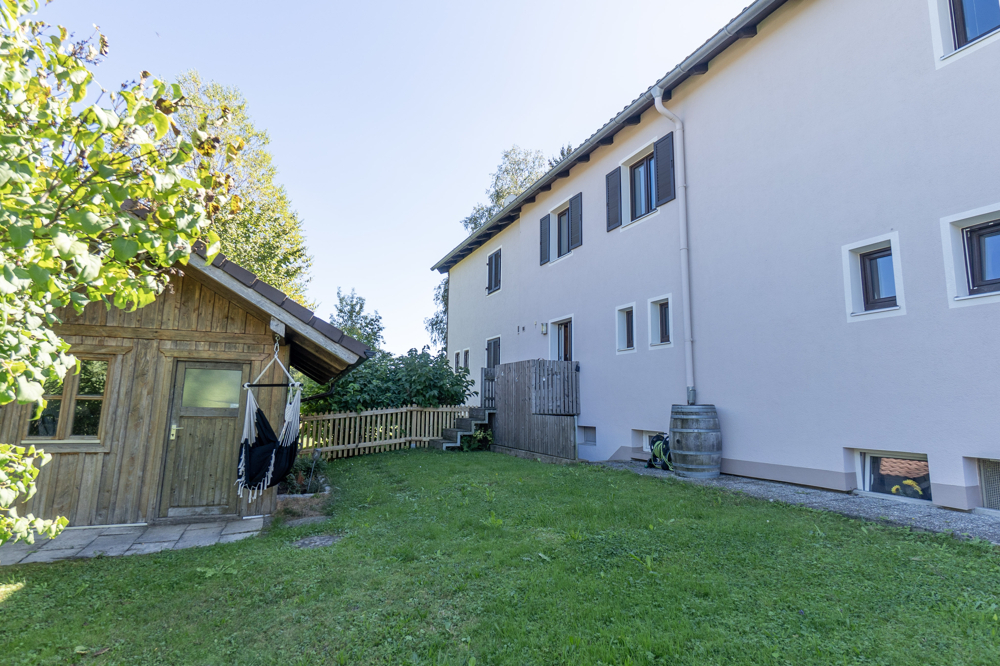 Garten hinter dem Haus 