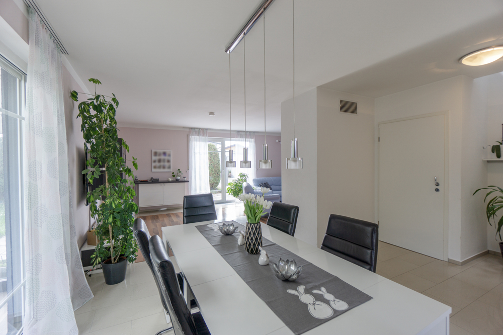 Großer Ess- und Wohnbereich