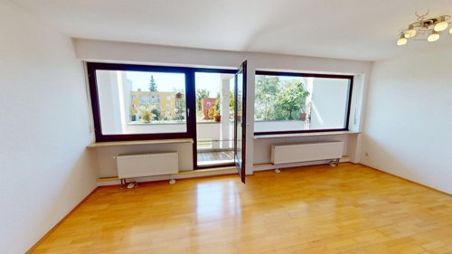 Lichtdurchflutete Wohnzimmer