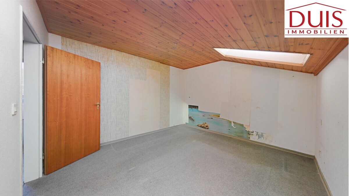 Schlafzimmer DG