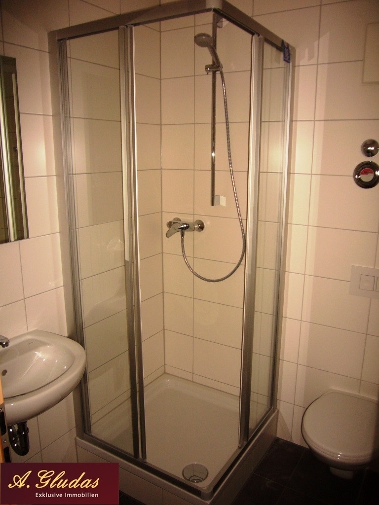 Voll möbliertes Studenten - Apartment (mit EBK) in der Goethestraße! - Photo 4