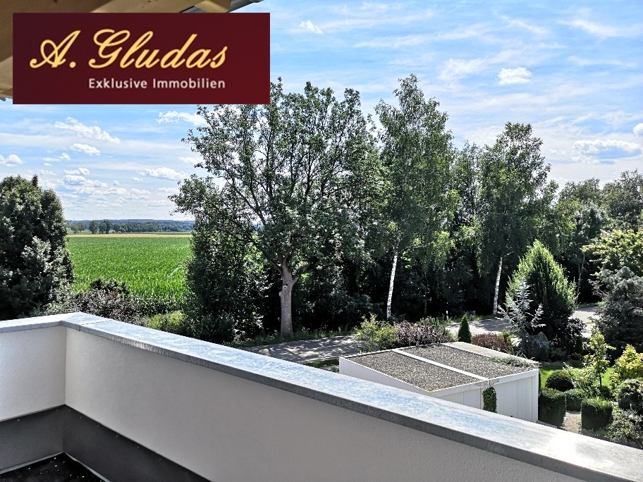 Großzügig gestaltete Dachgeschosswohnung mit Dachterrasse! - Foto 3