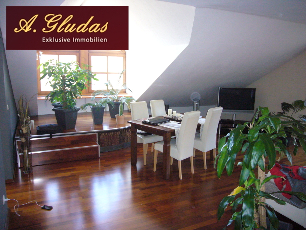 Exklusive möblierte Dachgeschoßwohnung - Photo 2