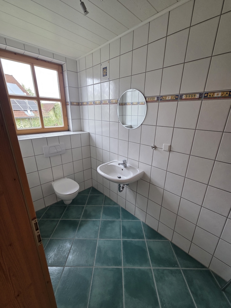 Großzügiges Einfamilienhaus in ruhiger Randlage mit freiem Blick ins Grüne! - Foto 5