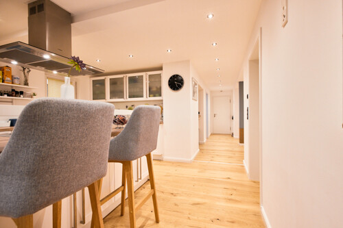 Blick von der Küche in den Flur