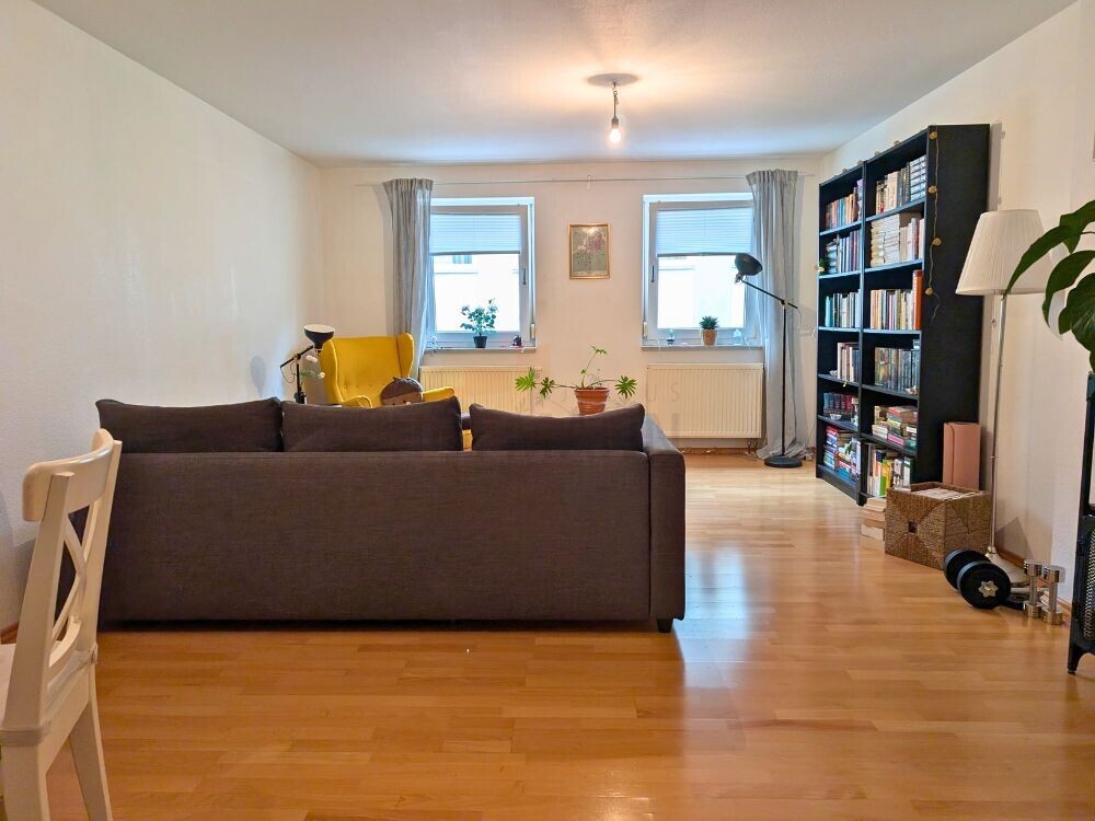 Direkt in der Stadt- 2- Zimmer Wohnung mit Einbauküche, frei ab Sept.2026 - Photo 3