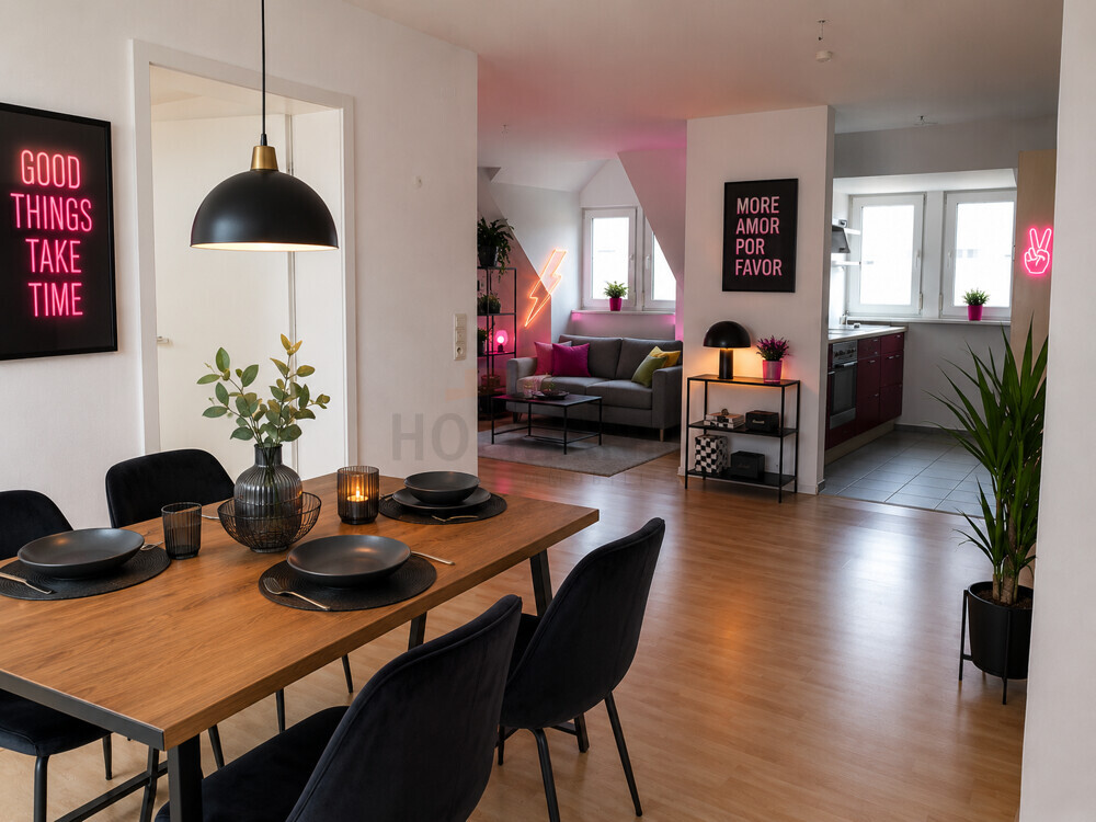Dachatelierwohnung mit Einbauküche + Tiefgaragenstellplatz nähe Nürnberg-Airport, in kl. Wohnanlage. - Foto 1