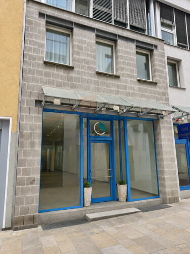 Schaufenster ohne Werbung