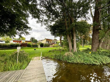 Blick vom Bootssteg auf die 1. Reihe